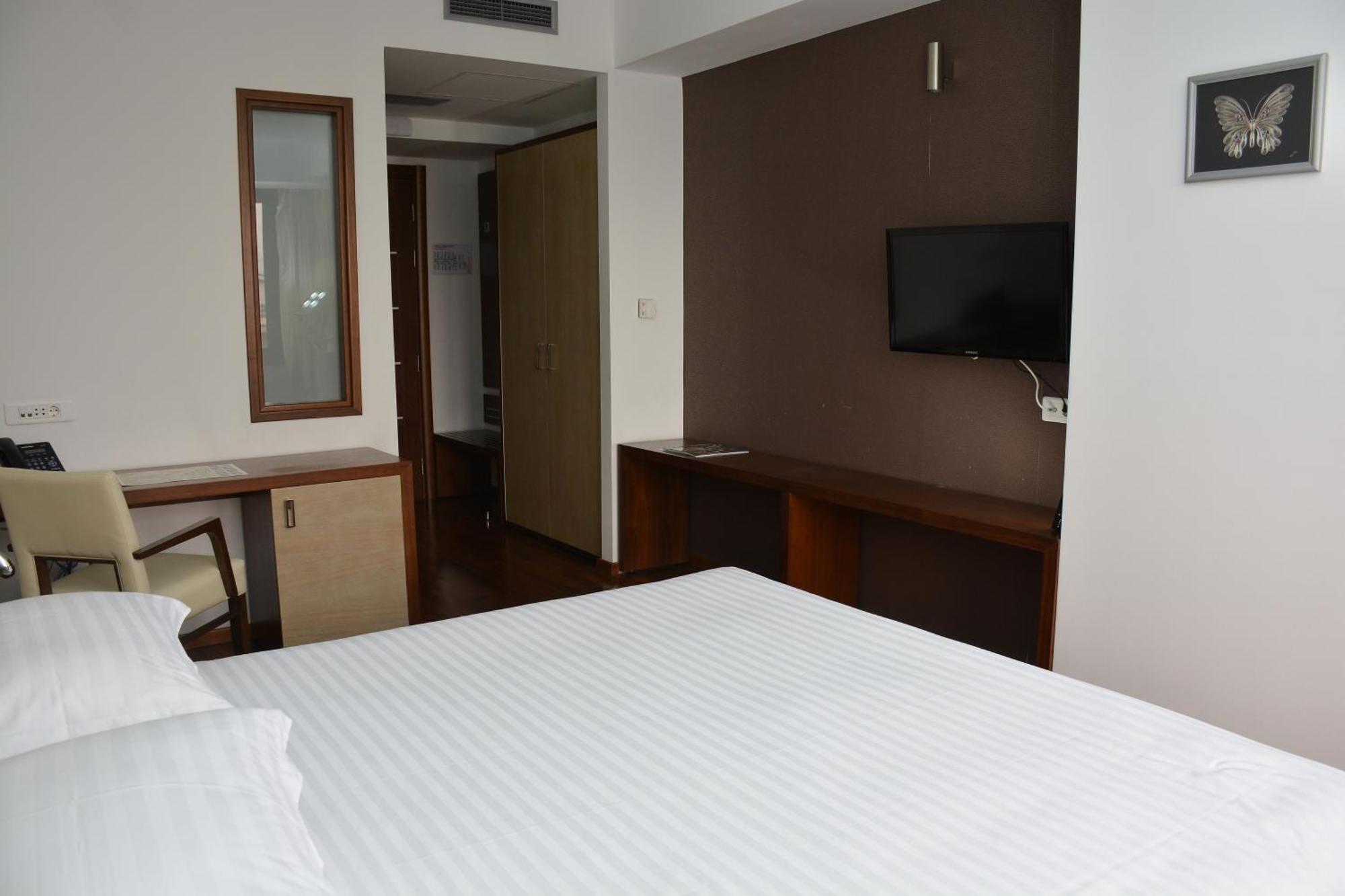 Luxury Skopje Apartments Экстерьер фото